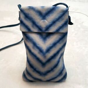 Free People "Let's Dance" Leather Phone Crossbody.‎ NWOT.